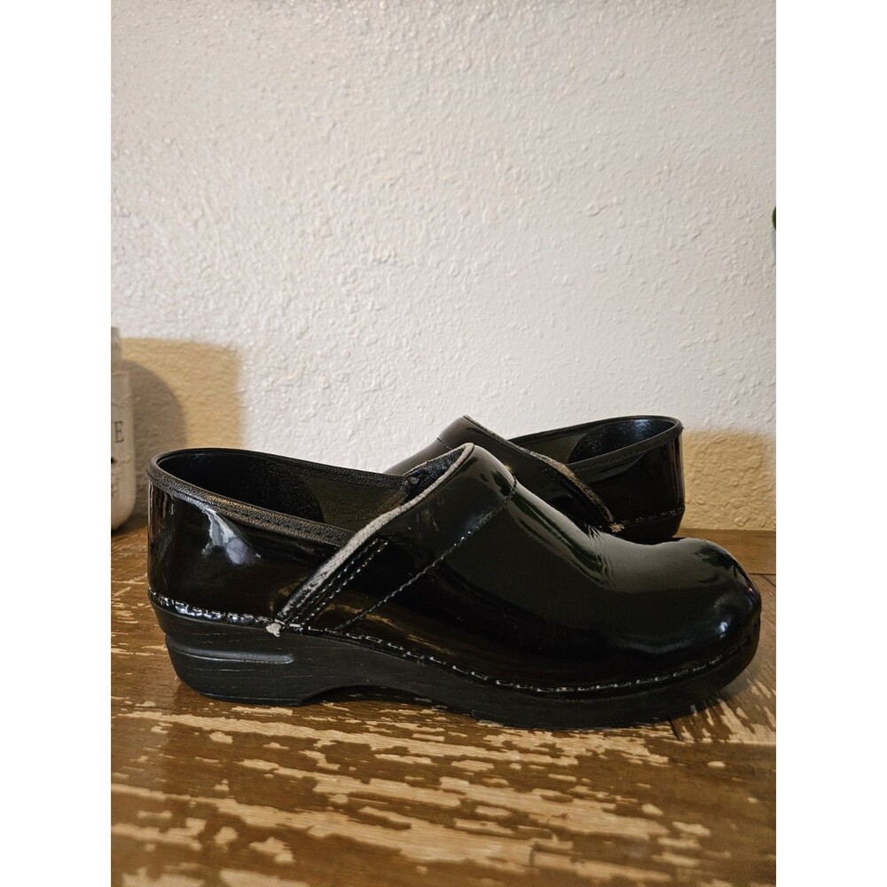 DANSKO Black Patent Clogs Shoes Women Size  39 EU Comfort Shoes Nurse Doctor - Picture 9 of 11